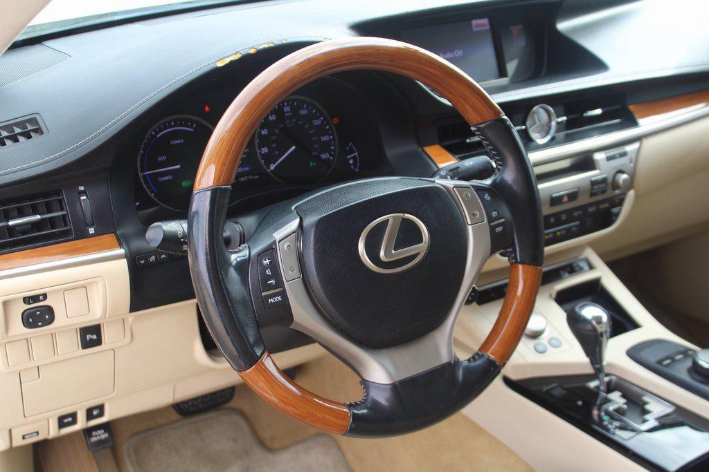 used 2013 Lexus ES 300h car, priced at $7,999