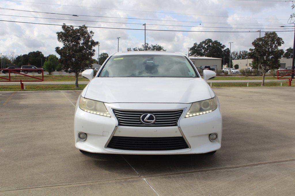 used 2013 Lexus ES 300h car, priced at $7,999