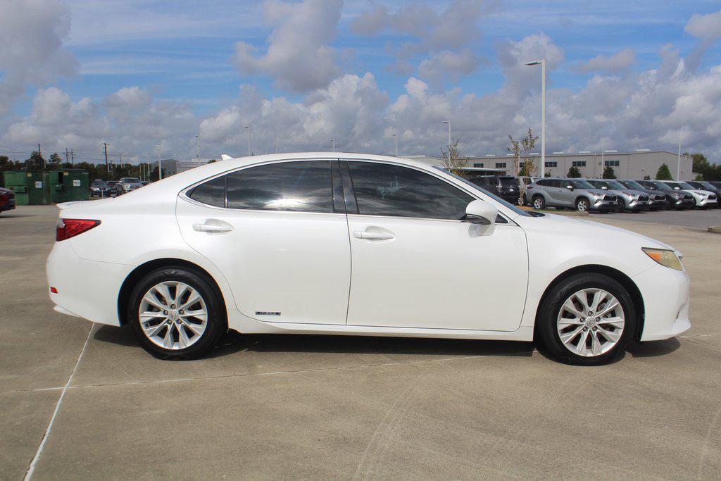 used 2013 Lexus ES 300h car, priced at $7,999