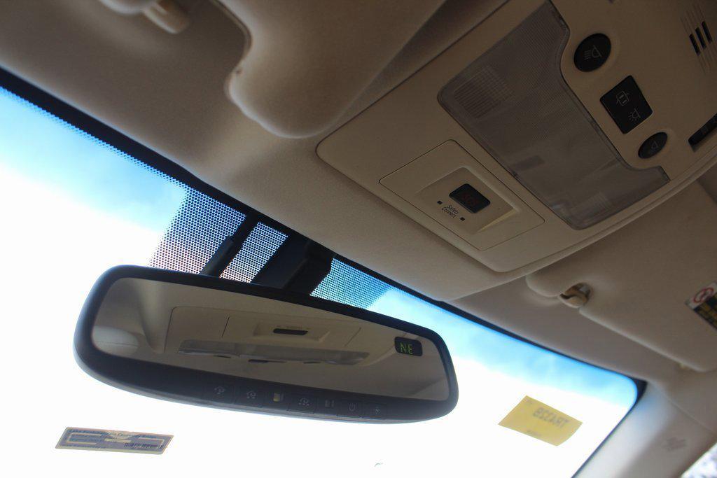 used 2013 Lexus ES 300h car, priced at $7,999