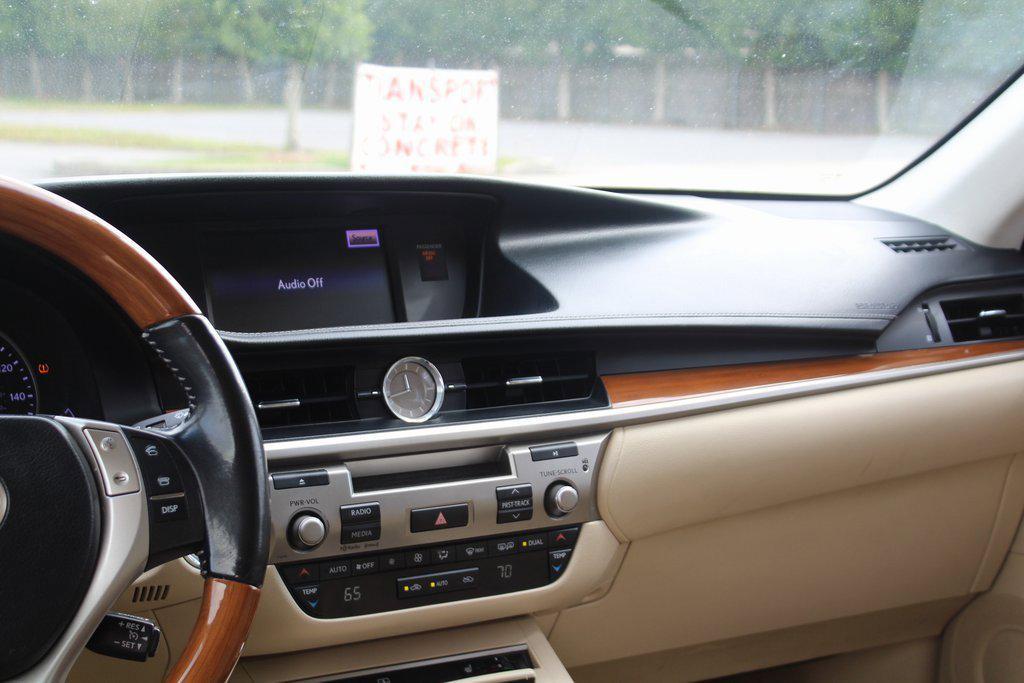 used 2013 Lexus ES 300h car, priced at $7,999