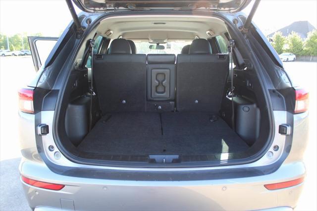 used 2023 Mitsubishi Outlander car, priced at $22,999