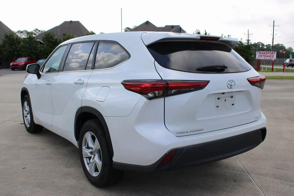 used 2023 Toyota Highlander car, priced at $31,295
