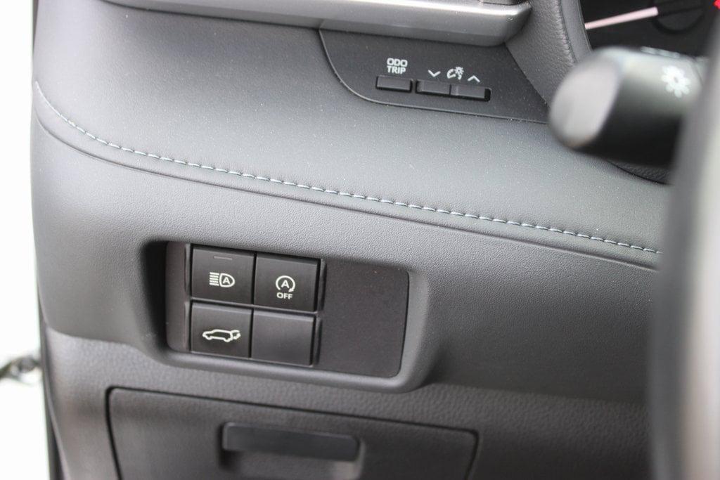 used 2023 Toyota Highlander car, priced at $31,295