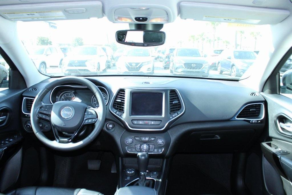 used 2023 Jeep Cherokee car, priced at $22,495