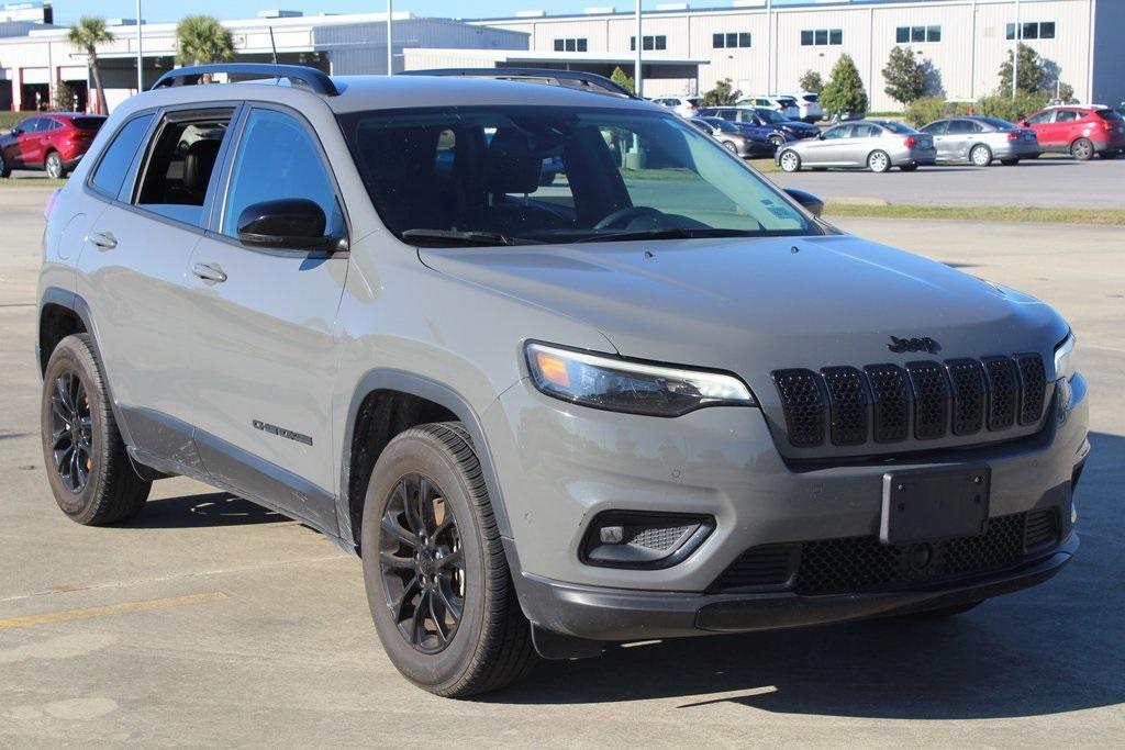 used 2023 Jeep Cherokee car, priced at $23,999