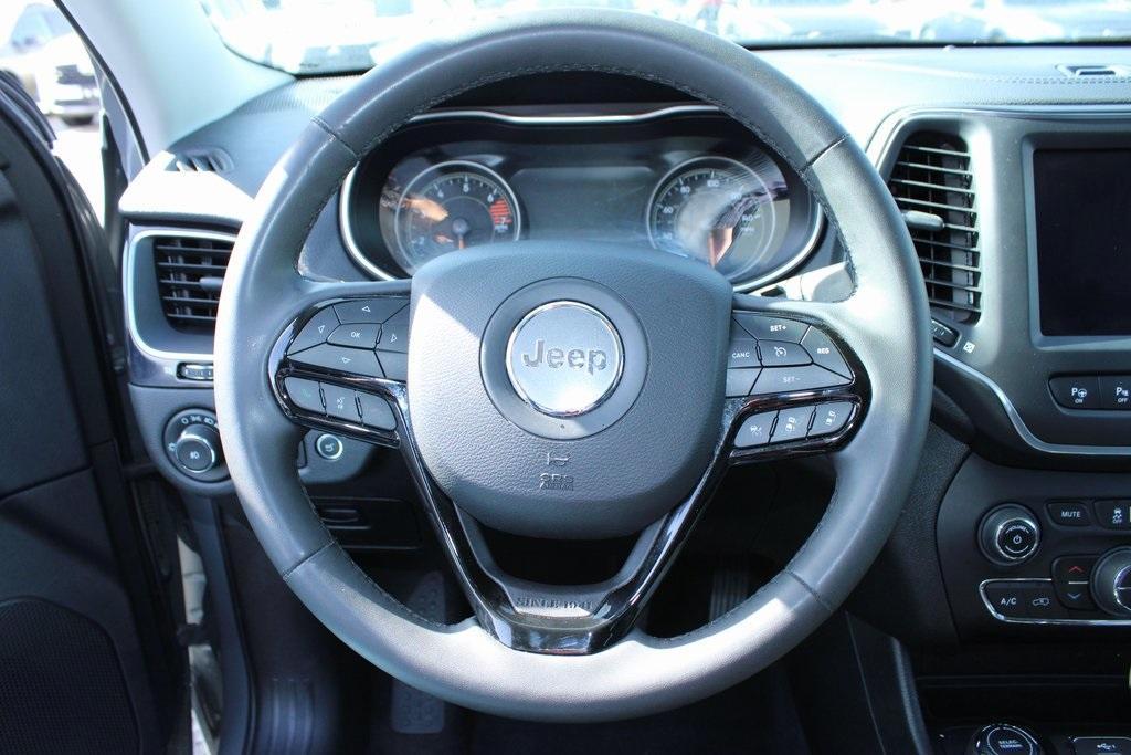 used 2023 Jeep Cherokee car, priced at $22,495
