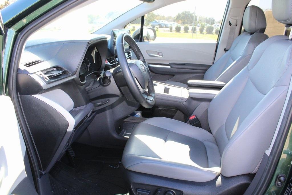 used 2022 Toyota Sienna car, priced at $41,995