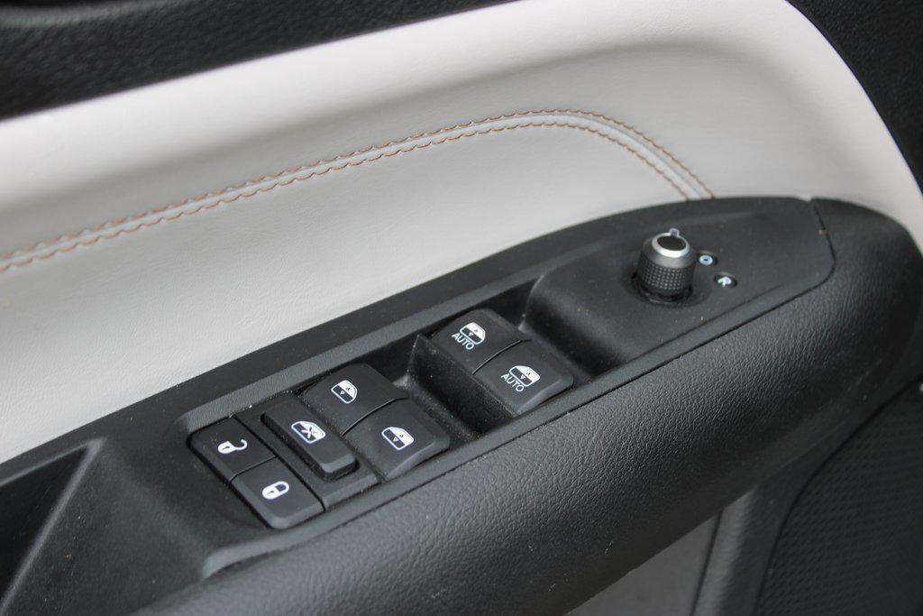 used 2023 Jeep Compass car, priced at $22,475