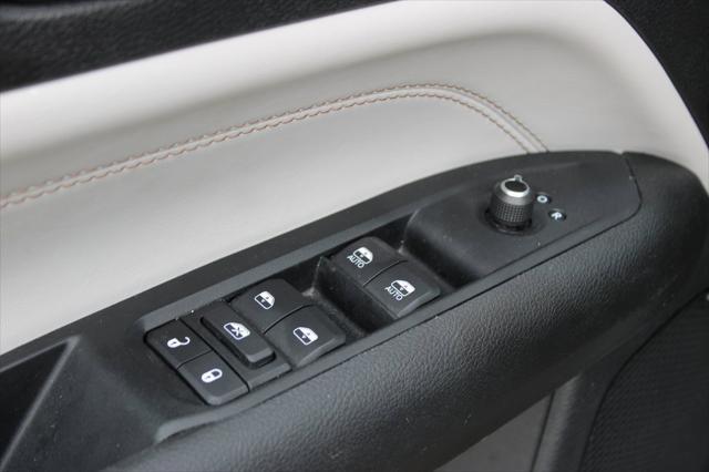 used 2023 Jeep Compass car, priced at $23,999