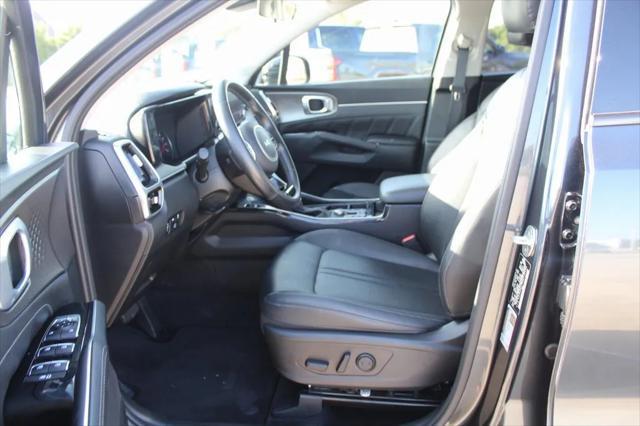 used 2022 Kia Sorento car, priced at $30,175