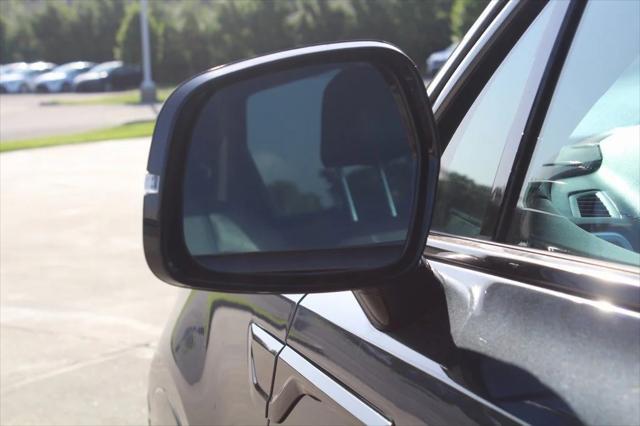 used 2022 Kia Sorento car, priced at $30,175