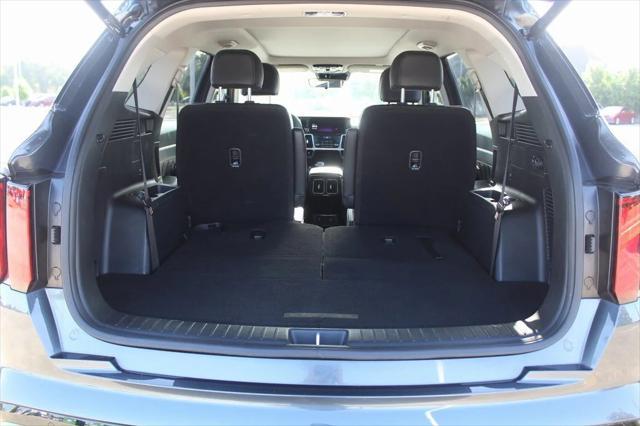 used 2022 Kia Sorento car, priced at $30,175