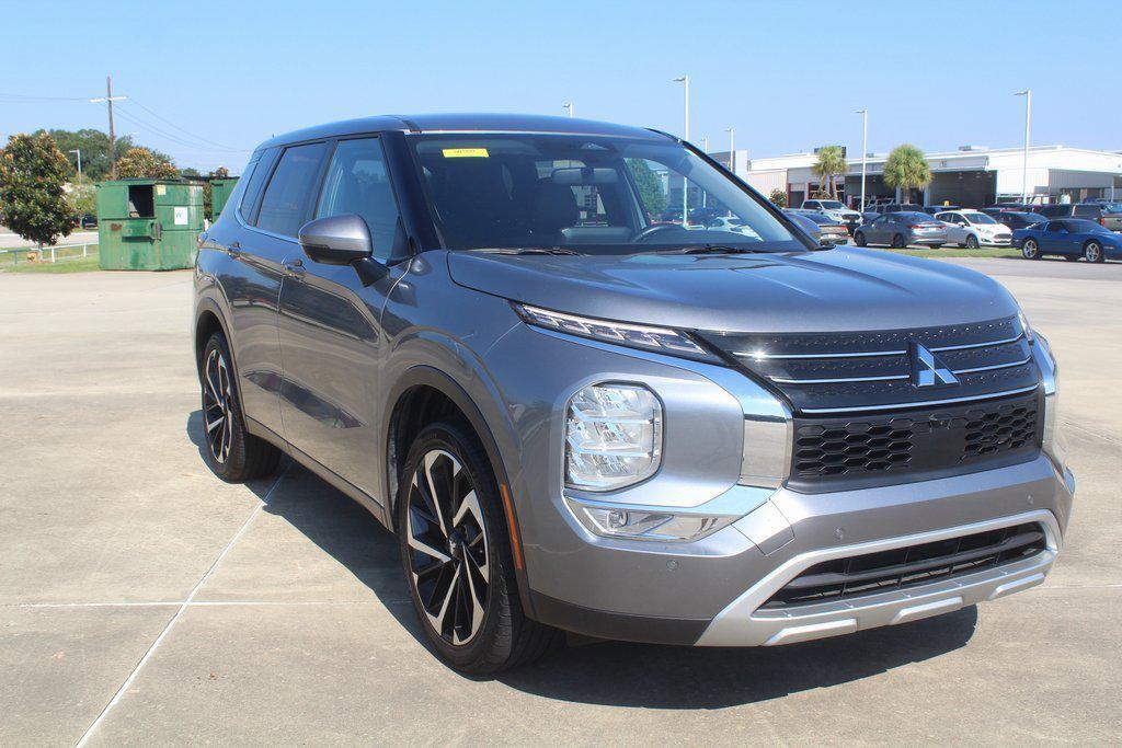 used 2024 Mitsubishi Outlander car, priced at $24,999