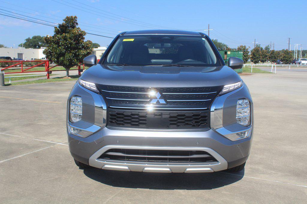 used 2024 Mitsubishi Outlander car, priced at $24,999