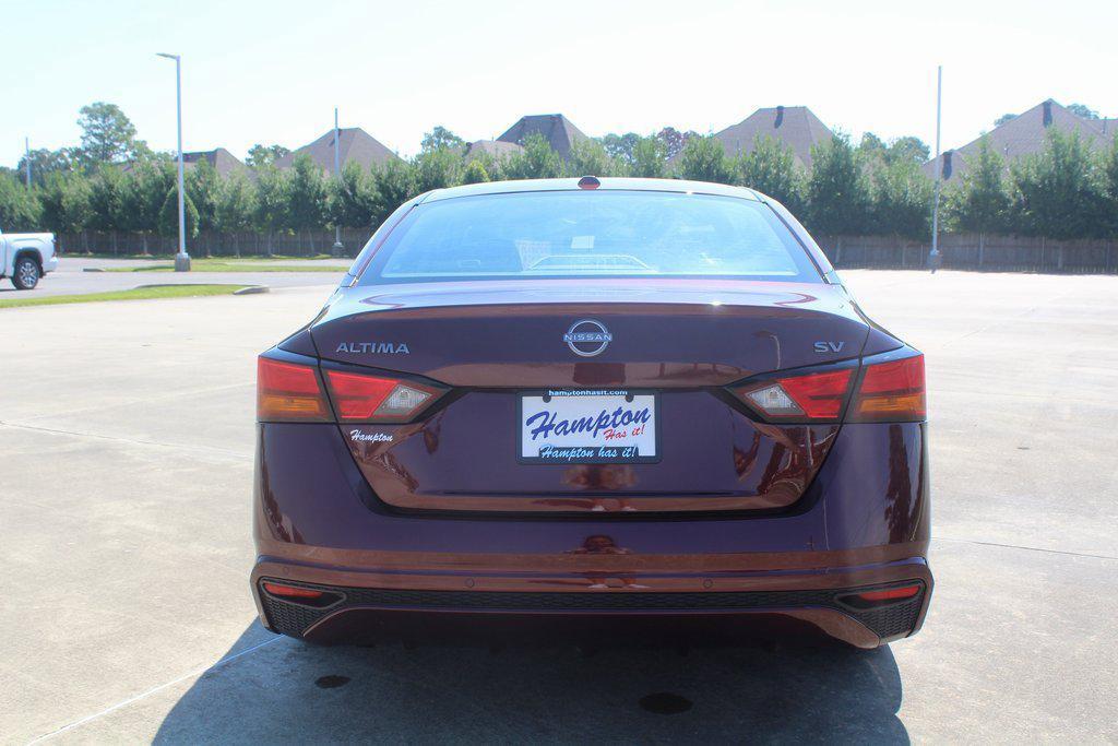 used 2023 Nissan Altima car, priced at $20,999