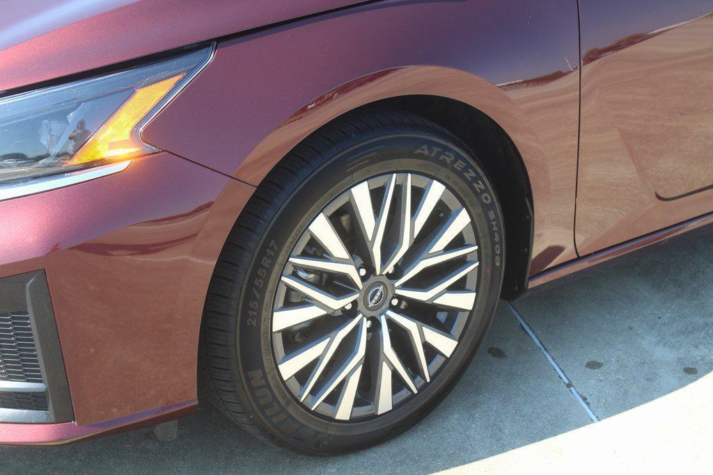 used 2023 Nissan Altima car, priced at $20,999