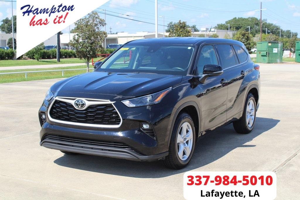 used 2022 Toyota Highlander car, priced at $29,999