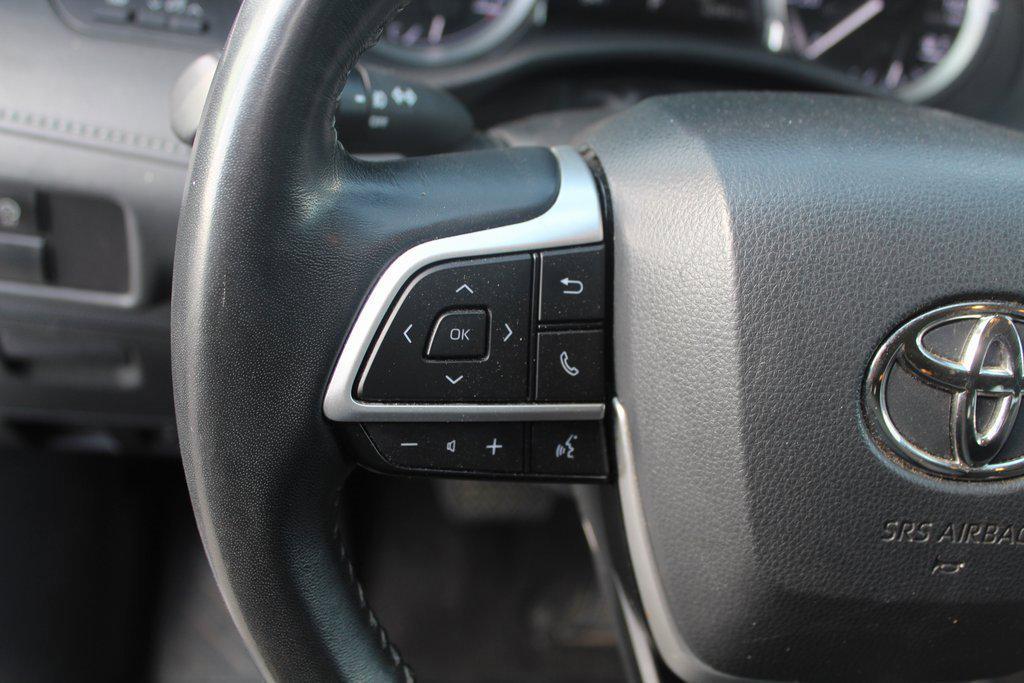 used 2023 Toyota Highlander car, priced at $36,000