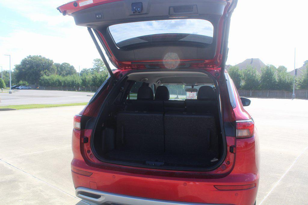 used 2023 Mitsubishi Outlander car, priced at $24,295