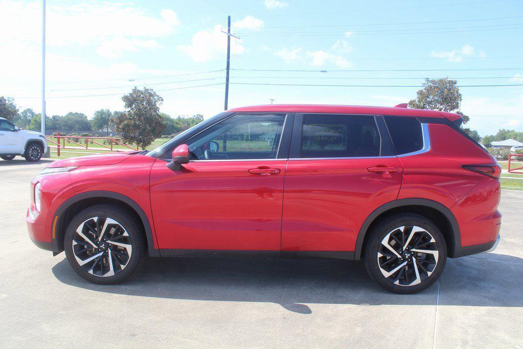 used 2023 Mitsubishi Outlander car, priced at $24,295