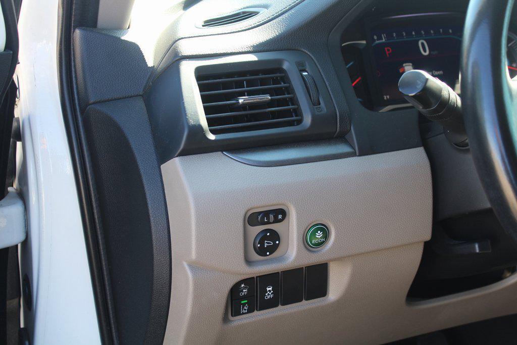 used 2019 Honda Pilot car, priced at $20,995