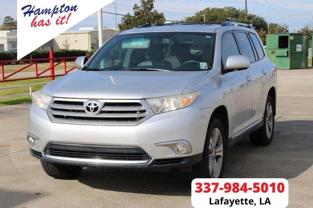 used 2013 Toyota Highlander car, priced at $14,499