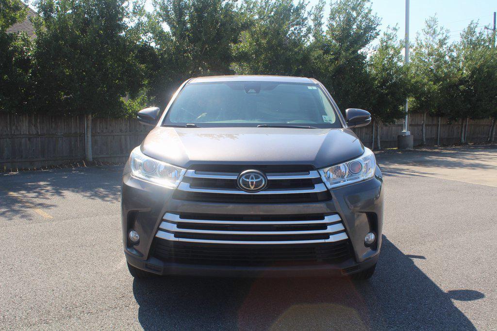 used 2017 Toyota Highlander car, priced at $18,995