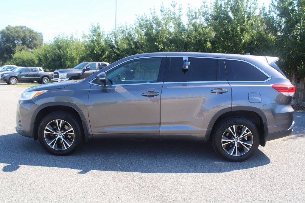 used 2017 Toyota Highlander car, priced at $18,995