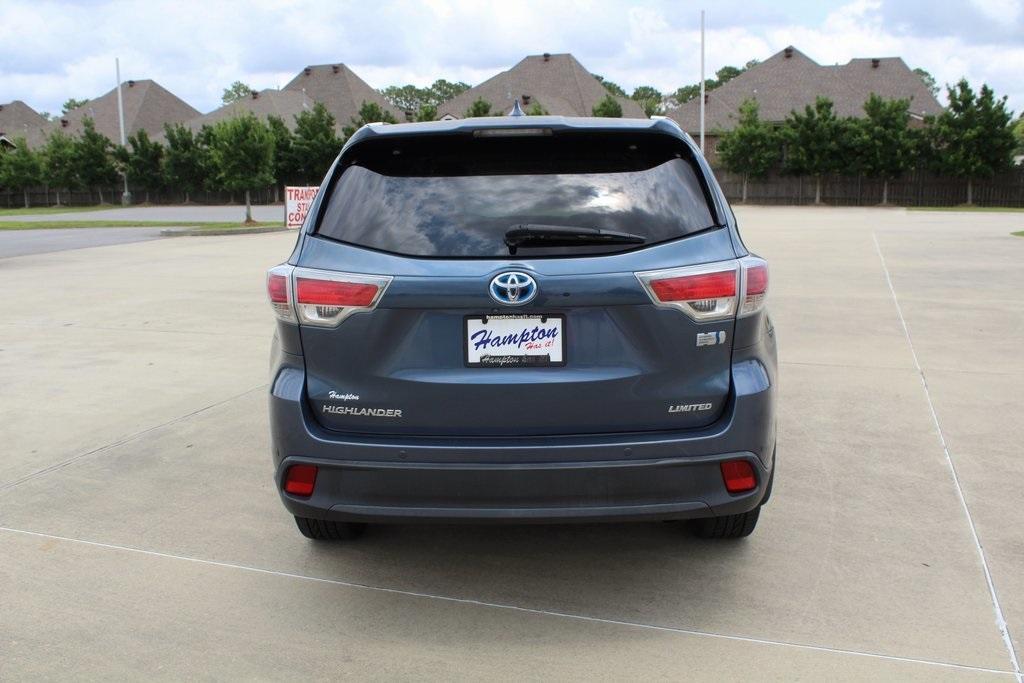 used 2015 Toyota Highlander Hybrid car, priced at $24,400