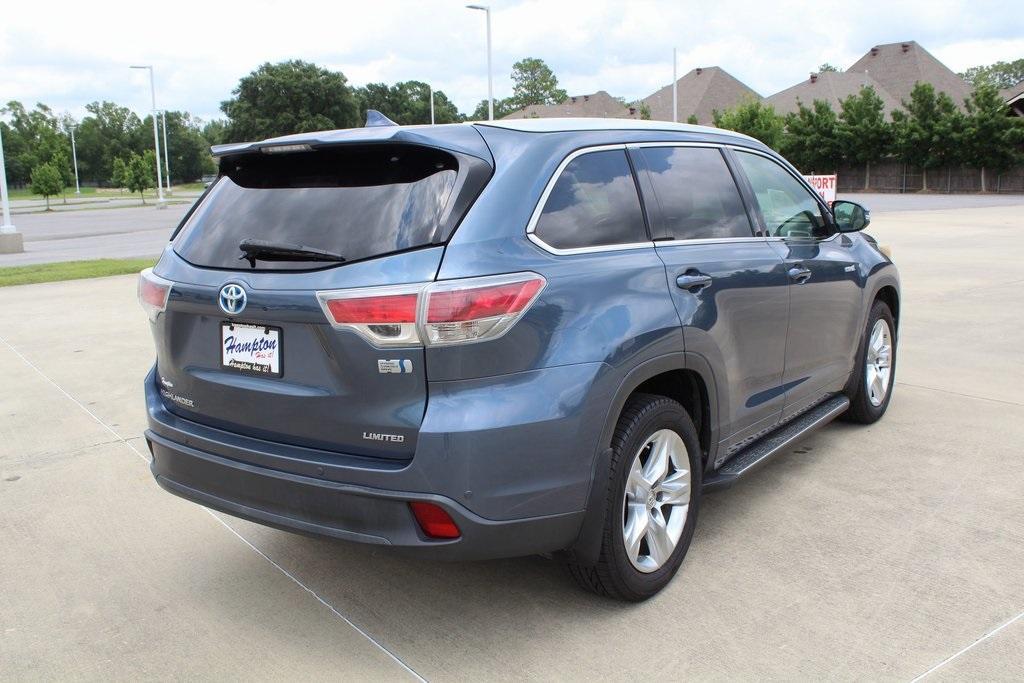 used 2015 Toyota Highlander Hybrid car, priced at $24,400