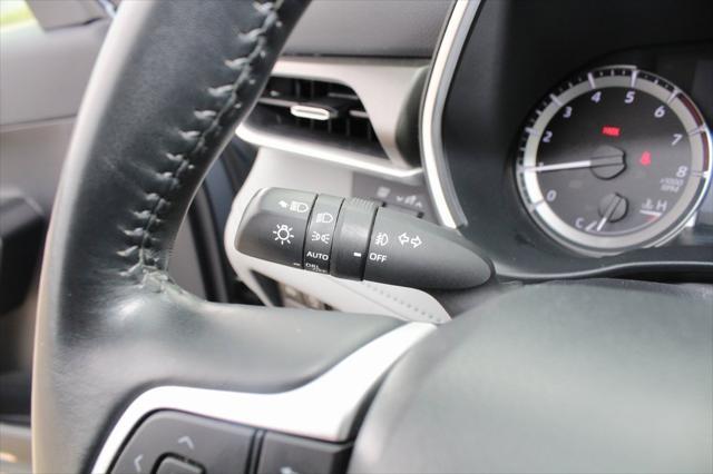 used 2023 Toyota Highlander car, priced at $34,995