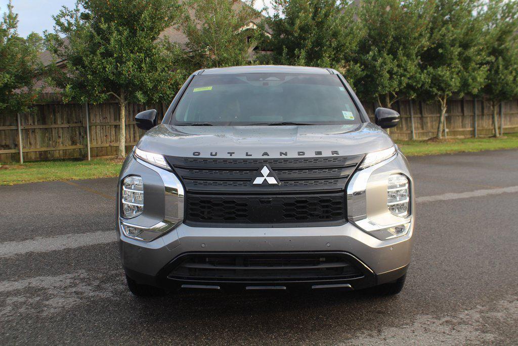 used 2022 Mitsubishi Outlander car, priced at $19,460
