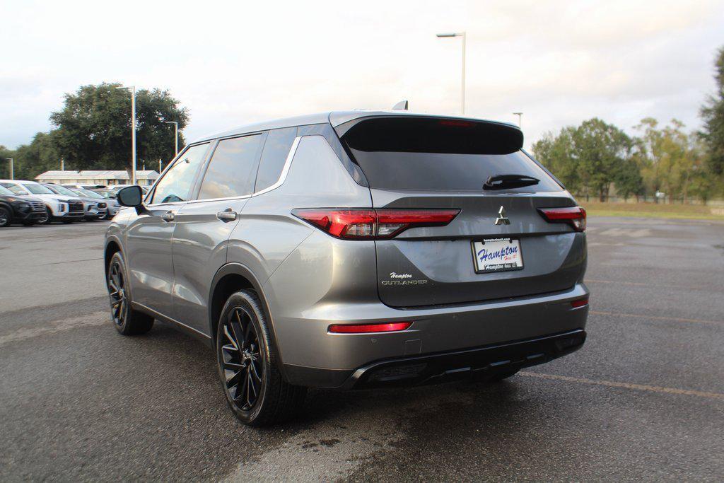 used 2022 Mitsubishi Outlander car, priced at $19,460