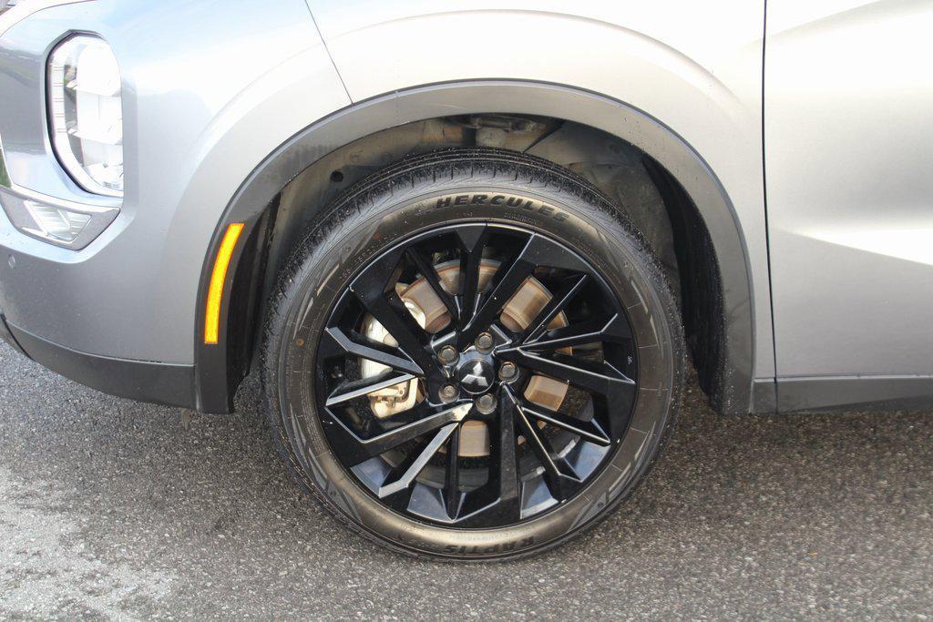 used 2022 Mitsubishi Outlander car, priced at $19,460