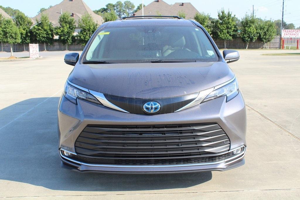 used 2023 Toyota Sienna car, priced at $48,800