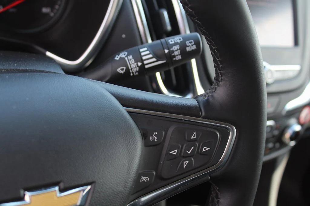 used 2024 Chevrolet Equinox car, priced at $22,995