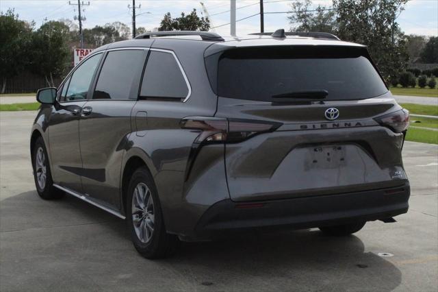 used 2023 Toyota Sienna car, priced at $38,995