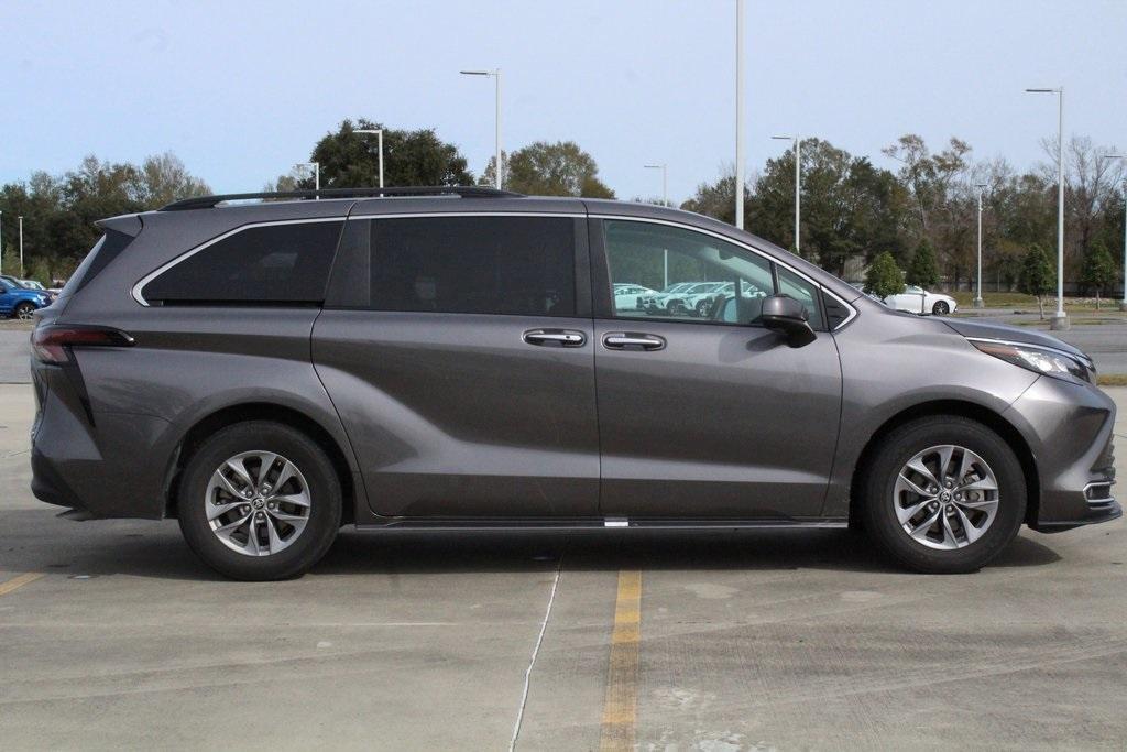 used 2023 Toyota Sienna car, priced at $43,999