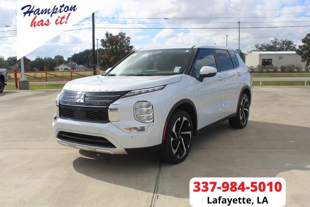 used 2024 Mitsubishi Outlander car, priced at $25,999
