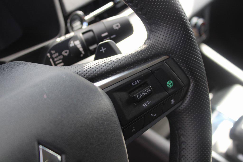 used 2024 Mitsubishi Outlander car, priced at $25,999