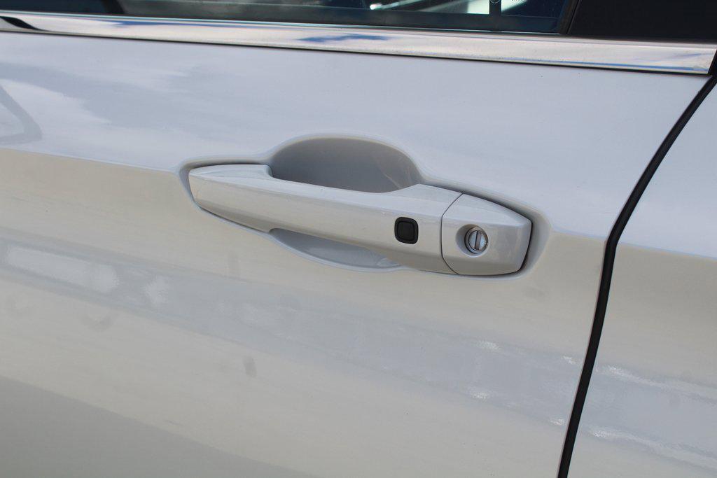 used 2024 Mitsubishi Outlander car, priced at $25,999