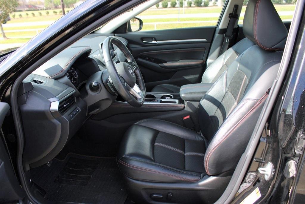 used 2023 Nissan Altima car, priced at $22,499