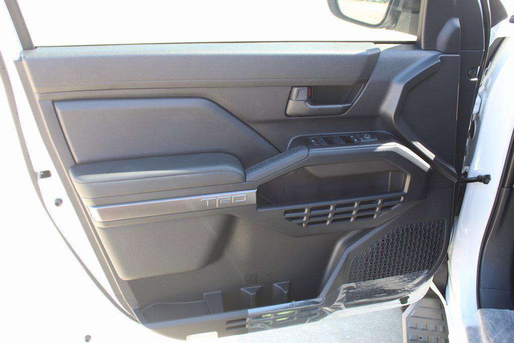 new 2025 Toyota 4Runner car, priced at $53,650