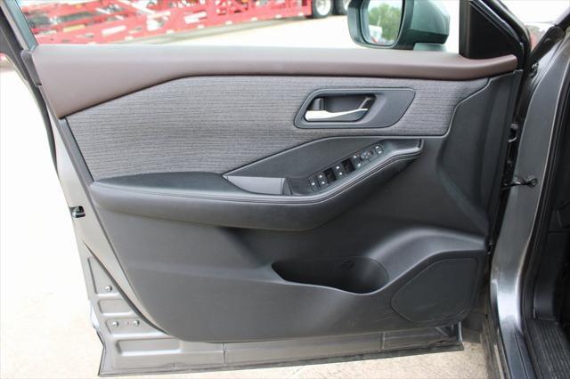 used 2023 Nissan Rogue car, priced at $21,999