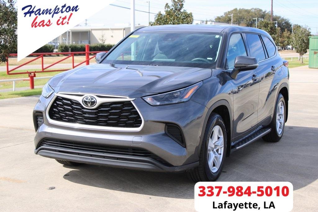 used 2022 Toyota Highlander car, priced at $28,999