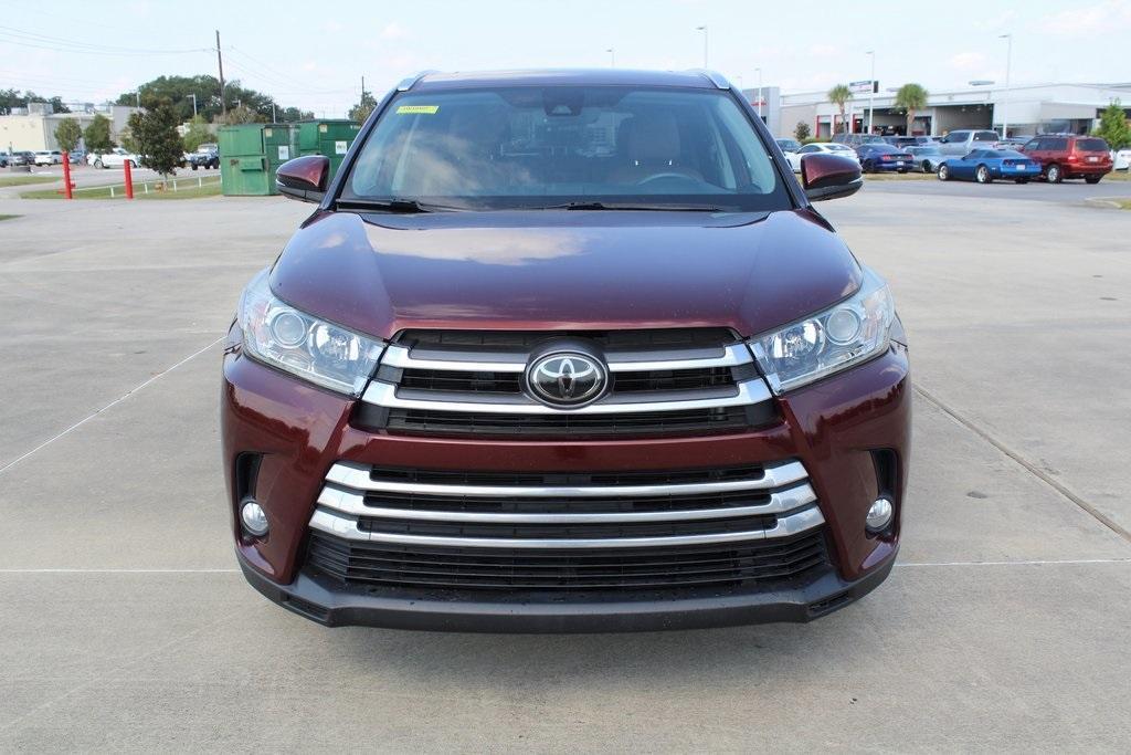 used 2018 Toyota Highlander car, priced at $24,995