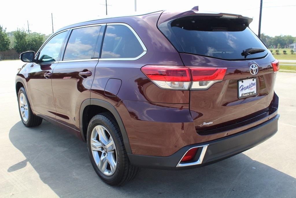 used 2018 Toyota Highlander car, priced at $26,375