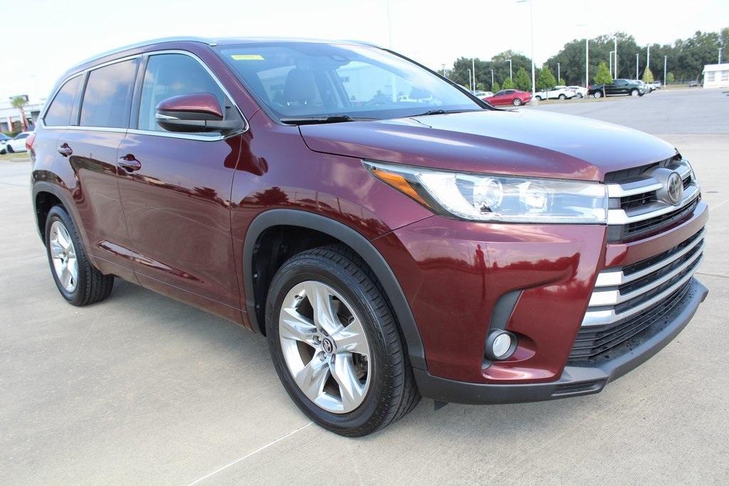 used 2018 Toyota Highlander car, priced at $26,375