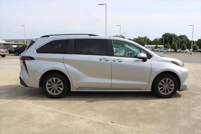used 2023 Toyota Sienna car, priced at $37,999